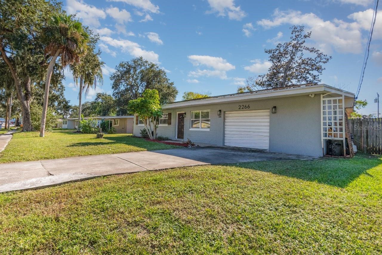 Image 3 of 30 For 2266 Sherwood Drive