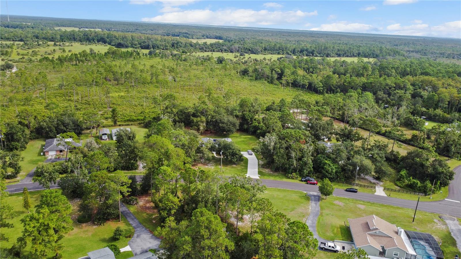 Image 41 of 50 For 21307 Reindeer Road