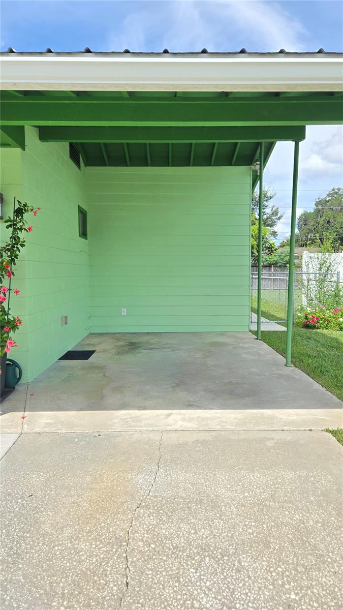 Image 10 of 75 For 4706 Darwood Drive