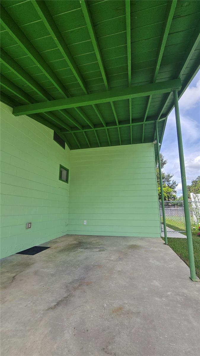 Image 11 of 75 For 4706 Darwood Drive