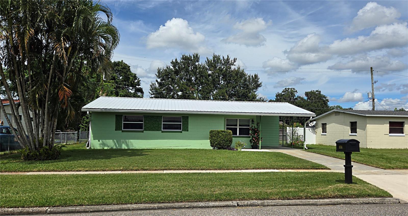 Image 5 of 75 For 4706 Darwood Drive