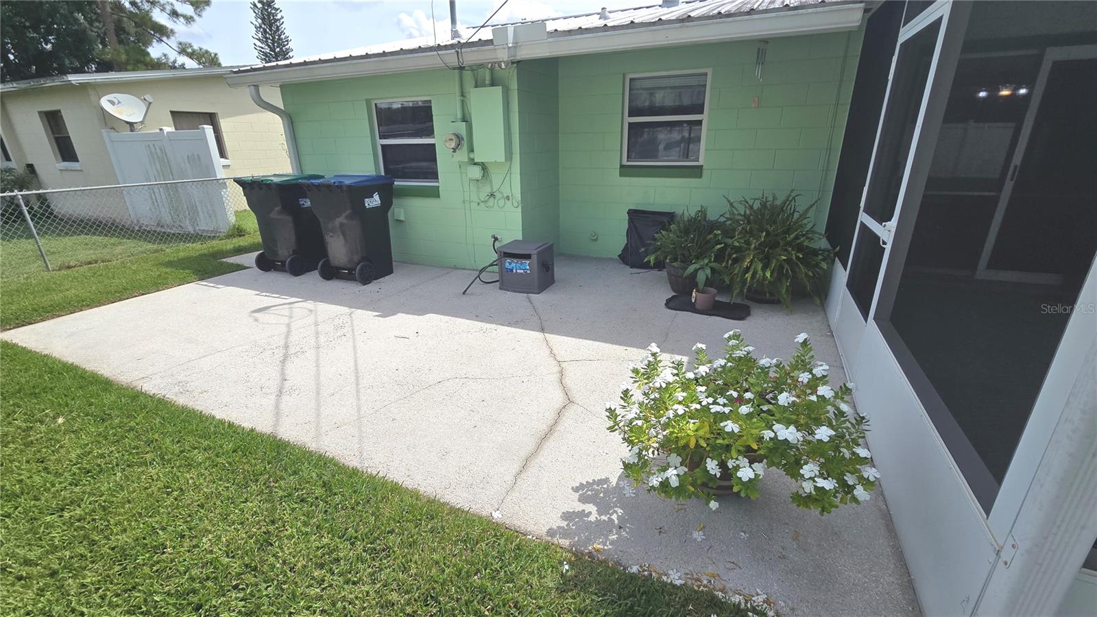Image 62 of 75 For 4706 Darwood Drive