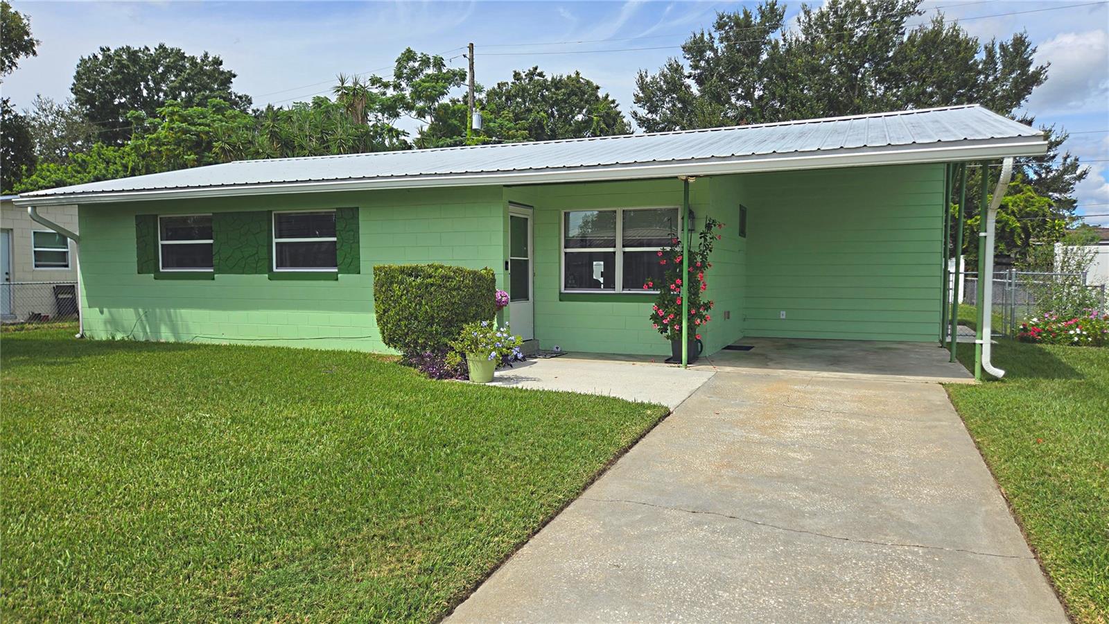 Image 9 of 75 For 4706 Darwood Drive