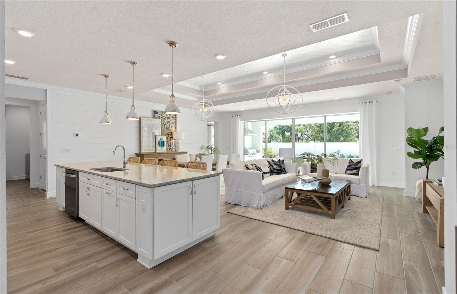 Image 15 of 48 For 6213 Citrus Grove Court