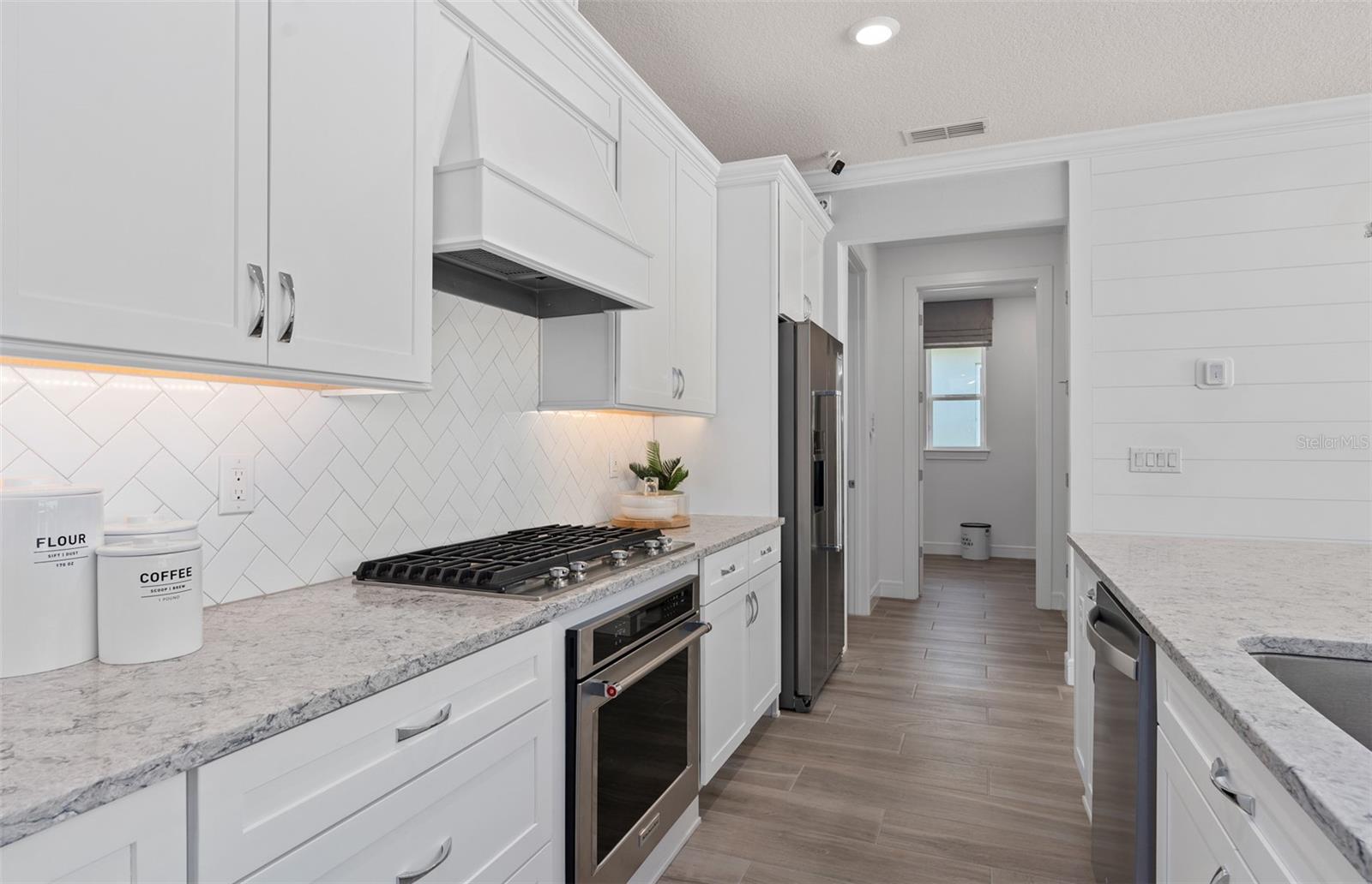Image 20 of 48 For 6213 Citrus Grove Court