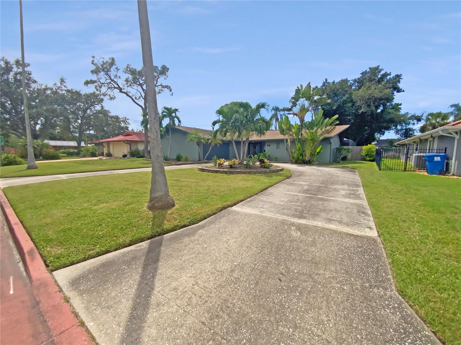 Image 10 of 39 For 7019 10th Street S