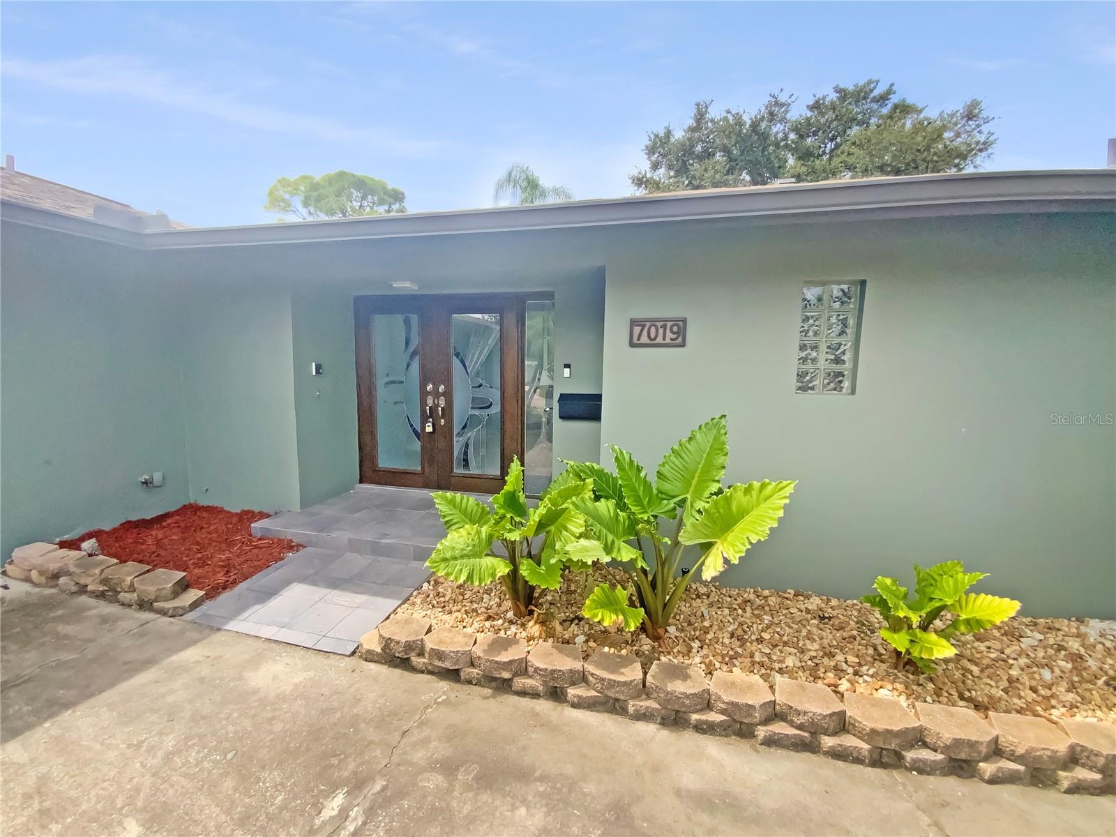 Image 12 of 39 For 7019 10th Street S