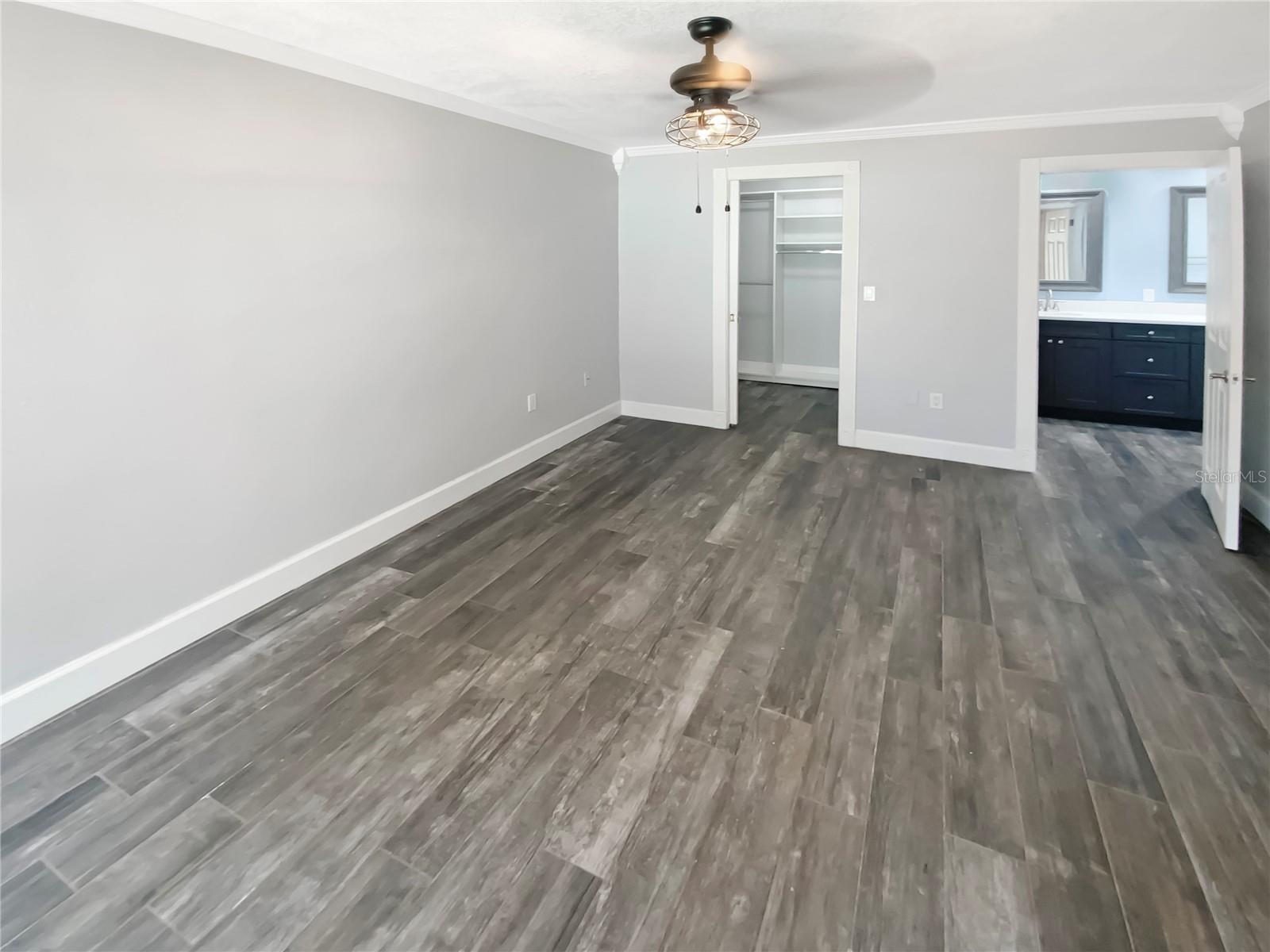 Image 5 of 39 For 7019 10th Street S