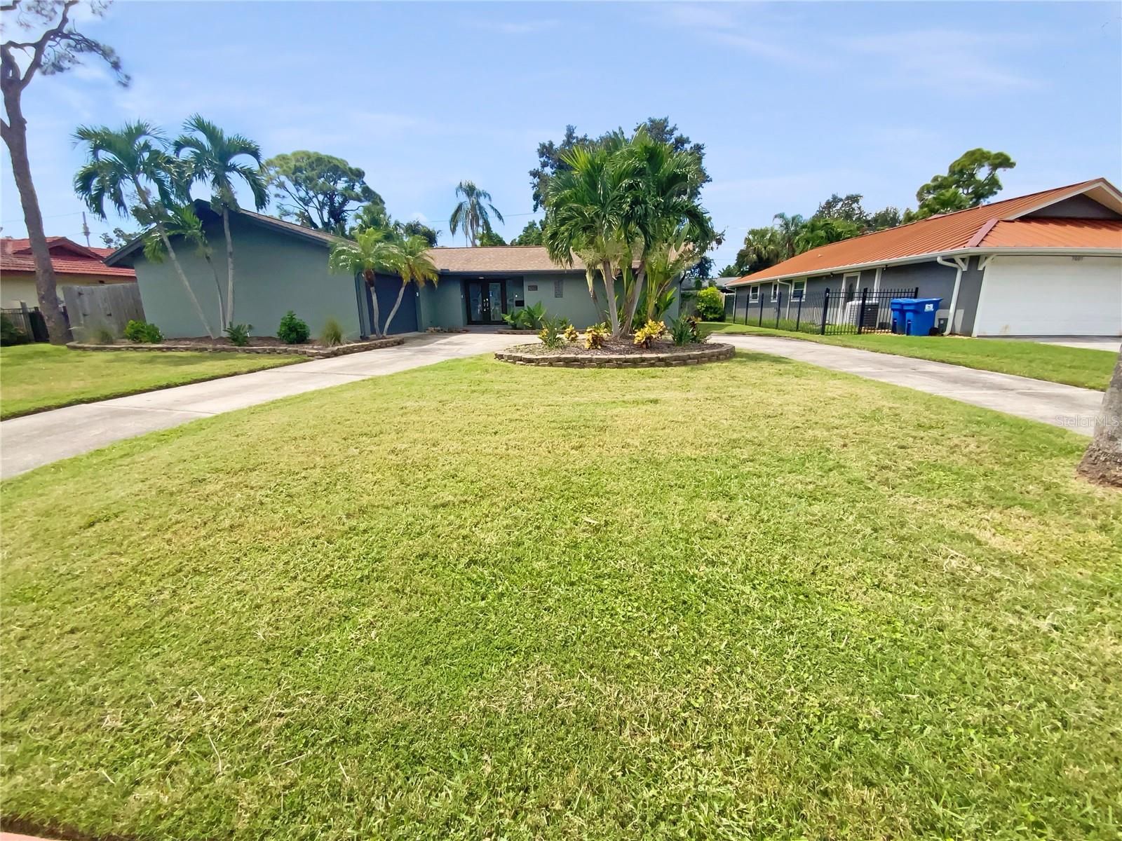 Image 9 of 39 For 7019 10th Street S