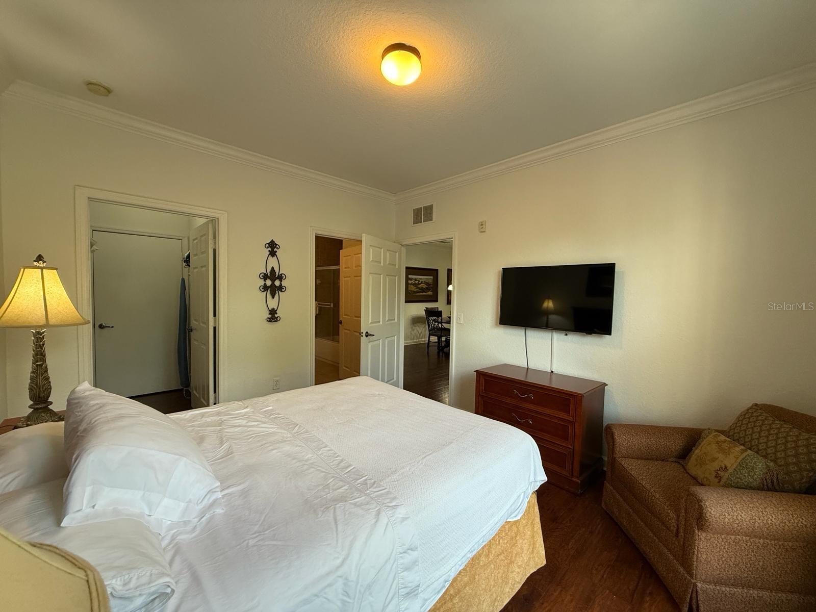 Image 9 of 22 For 1361 Tuscan Ter  7307