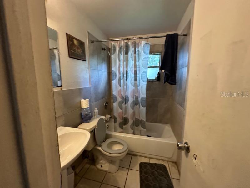 Image 6 of 13 For 4209 Clarinda Street