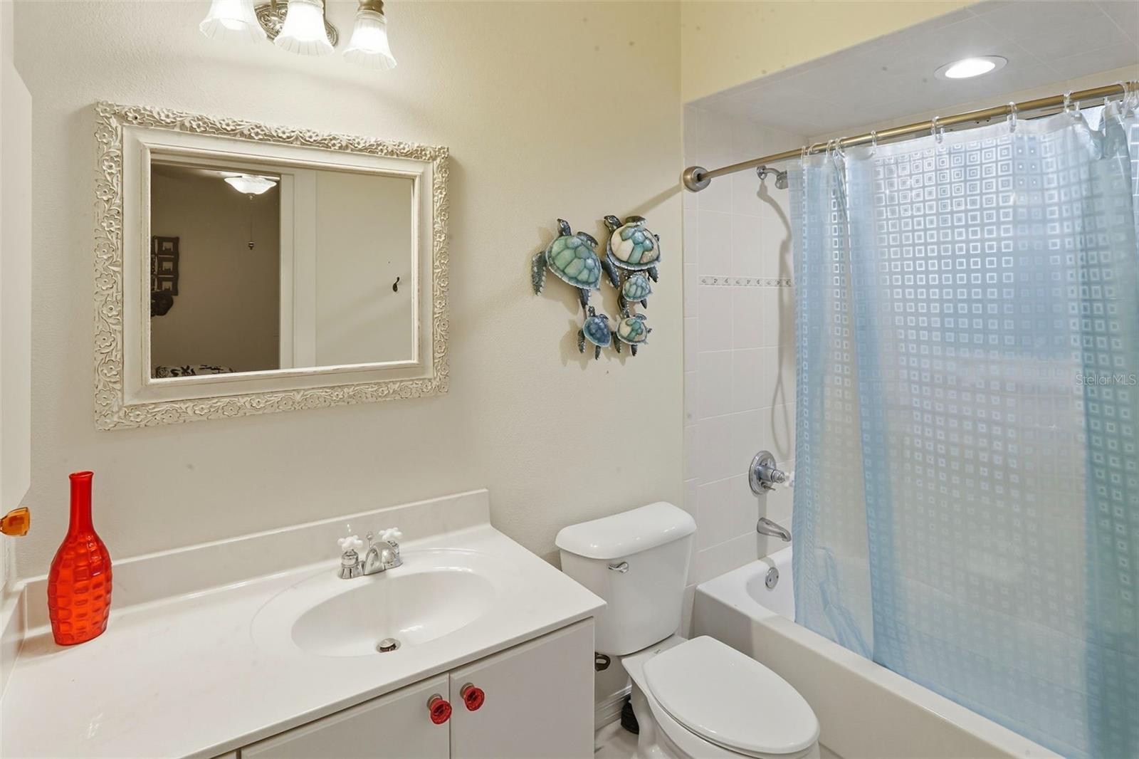 Listing photo id 27 for 57 Albany Lane