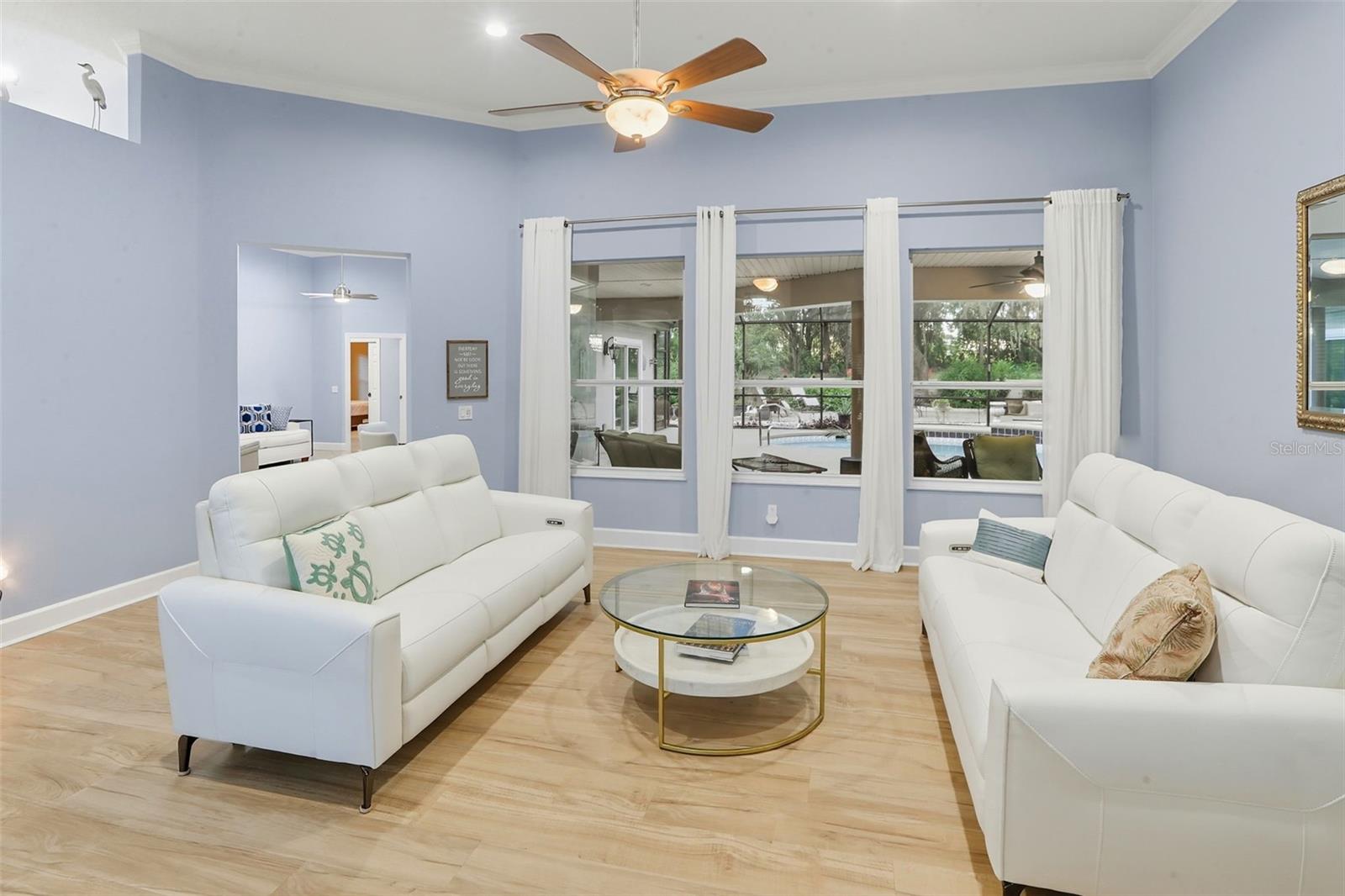 Listing photo id 2 for 57 Albany Lane