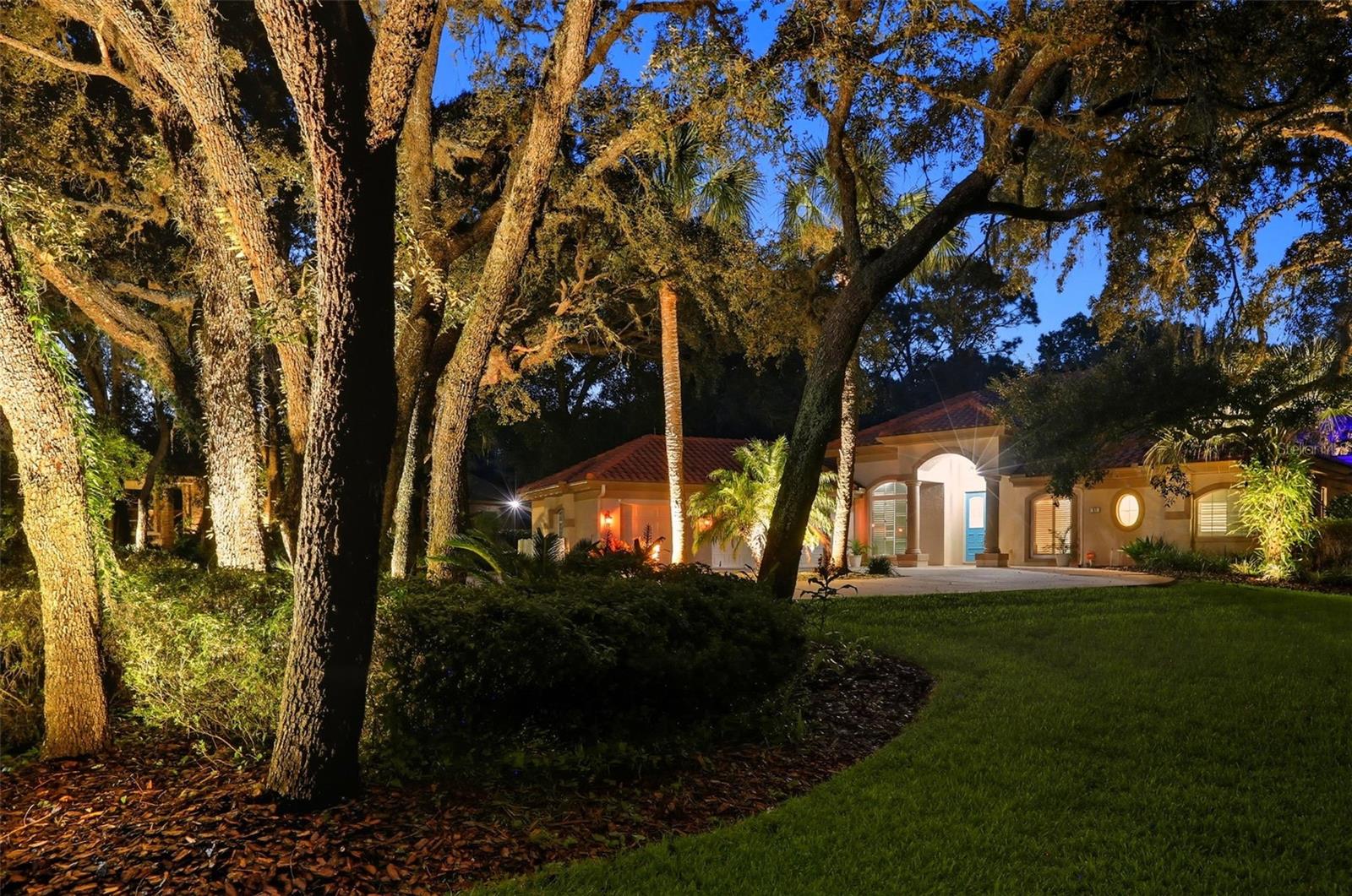 Listing photo id 49 for 57 Albany Lane