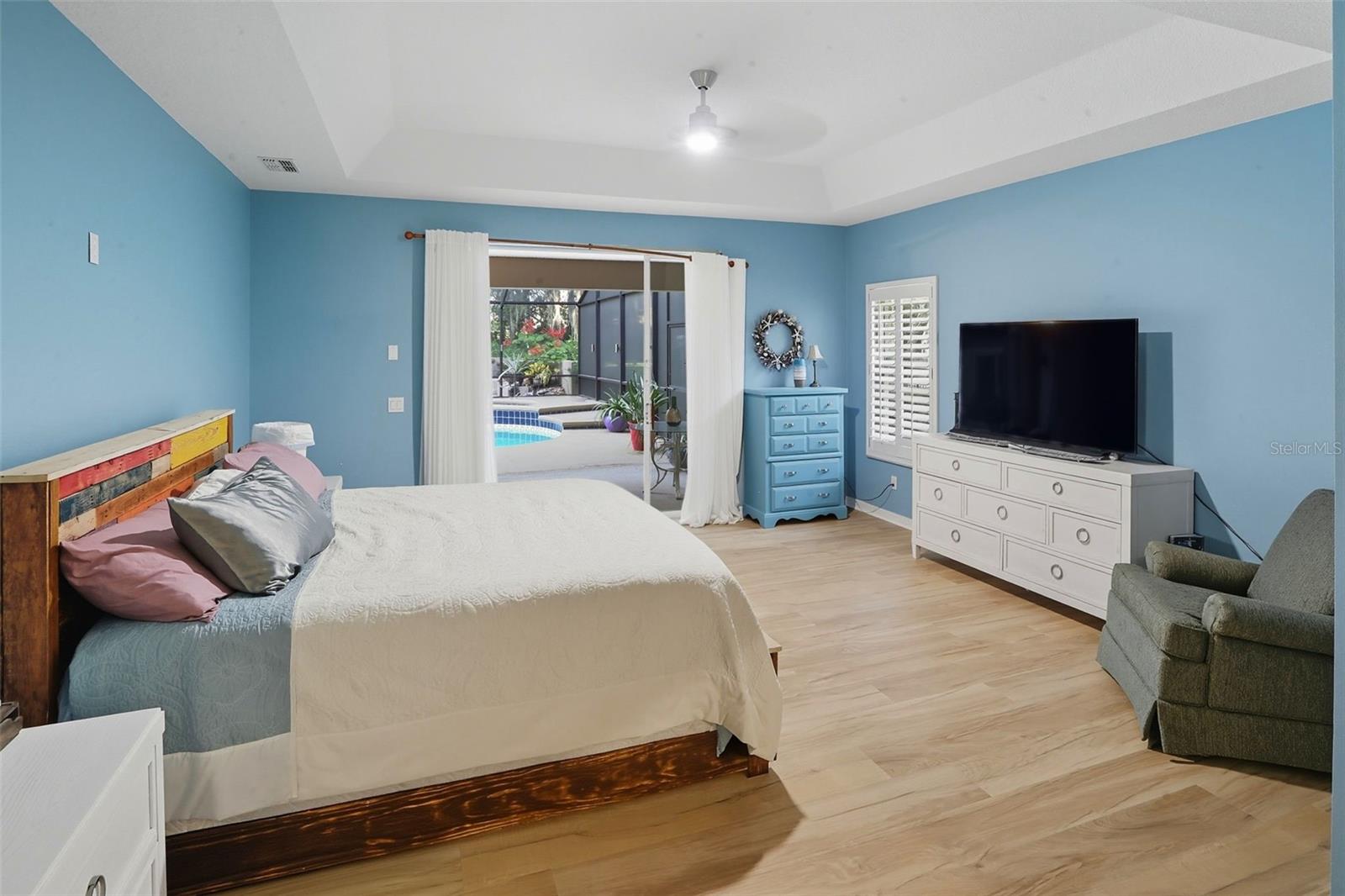 Listing photo id 7 for 57 Albany Lane