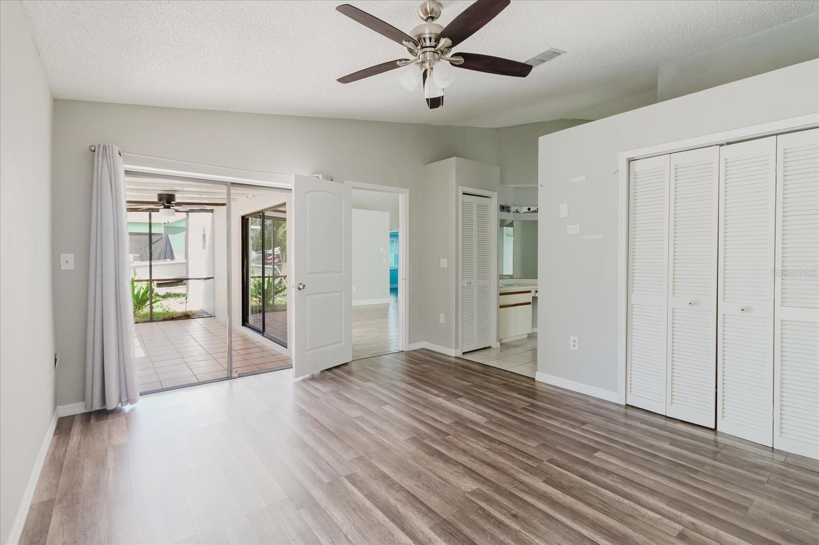 Image 17 of 32 For 8450 Royal Hart Drive