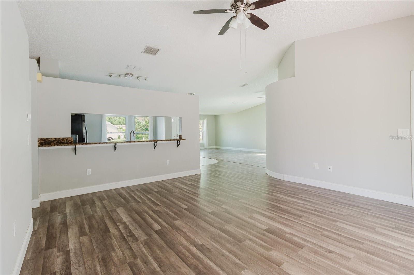 Image 9 of 32 For 8450 Royal Hart Drive