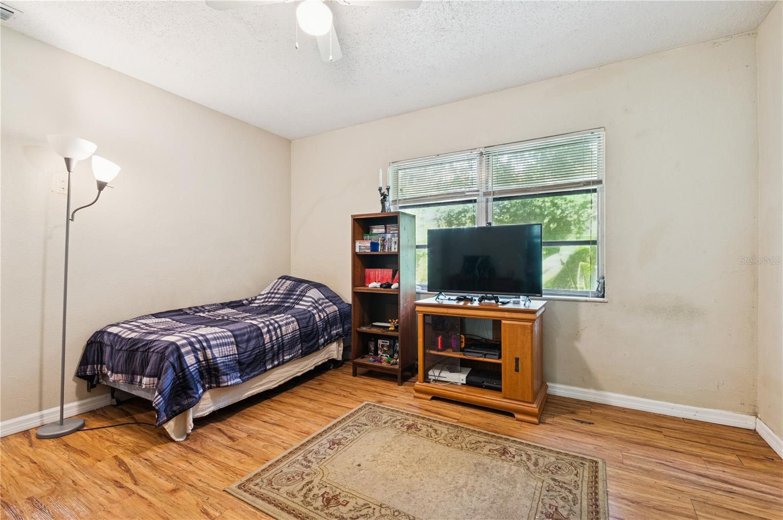 Image 11 of 20 For 2346 Alice Avenue