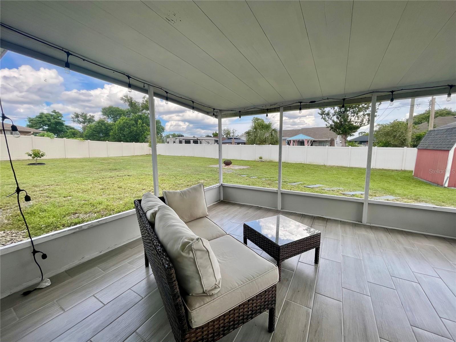 Image 18 of 35 For 2107 Atmore Circle