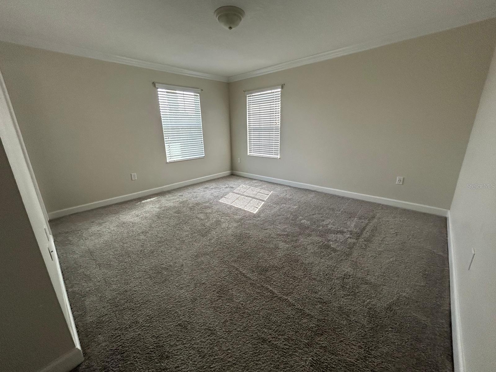 Image 13 of 21 For 10021 Love Story Street