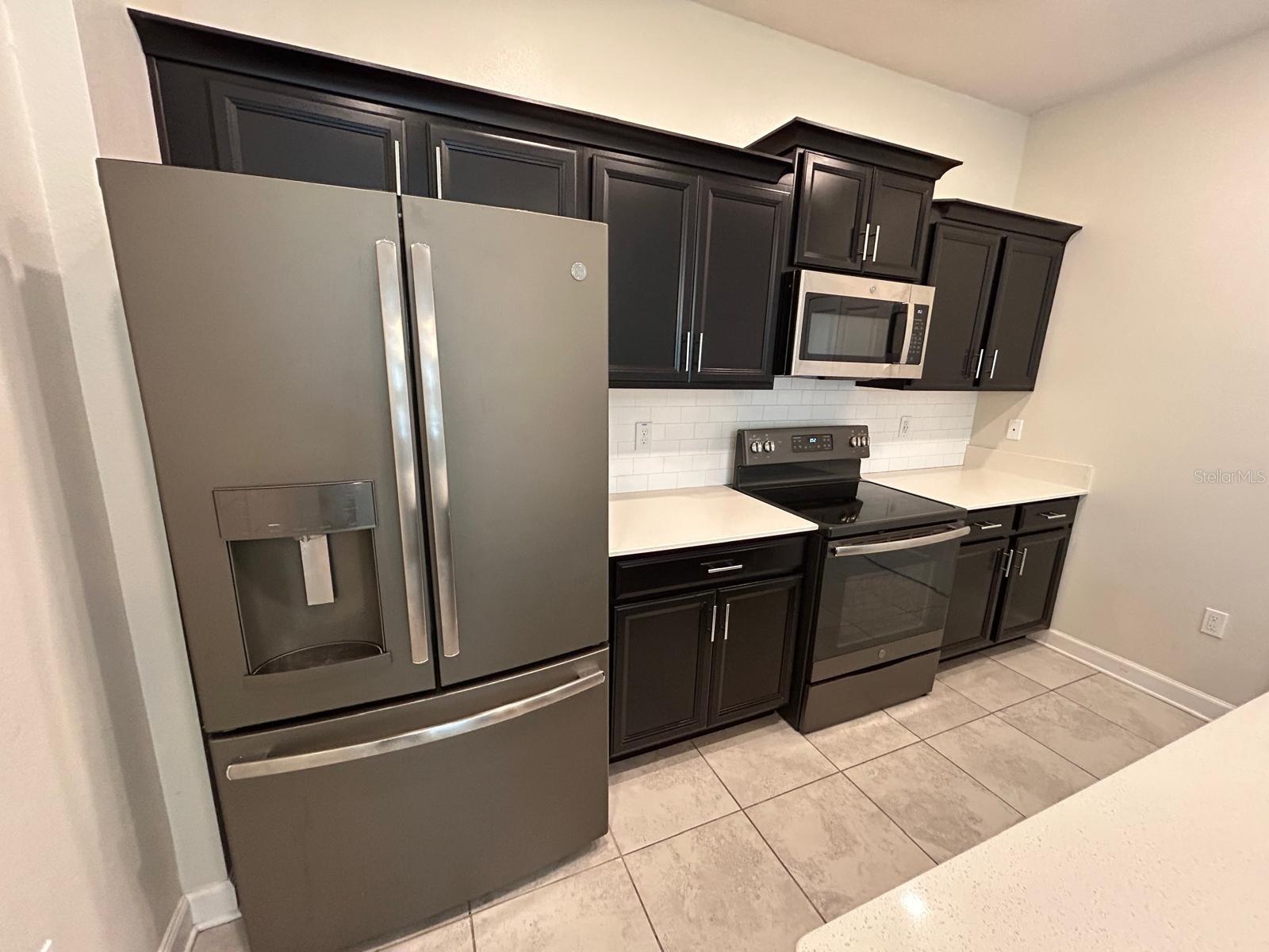 Image 6 of 21 For 10021 Love Story Street