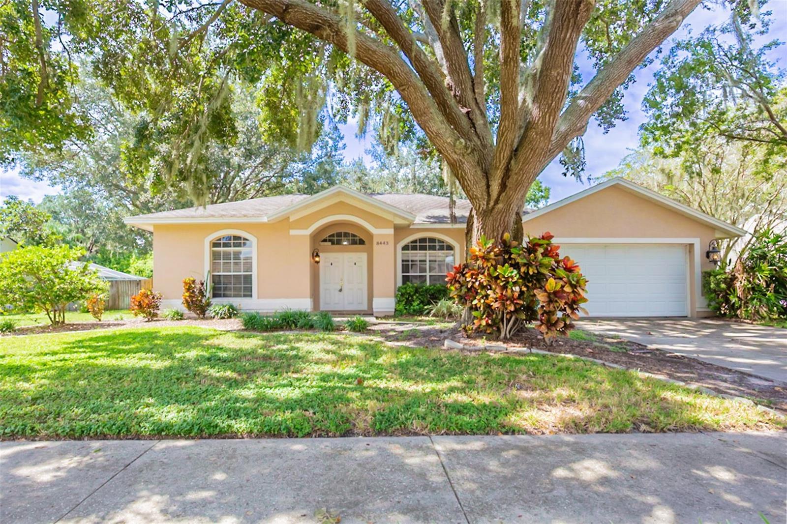 Image 2 of 15 For 8443 Ridgebrook Circle