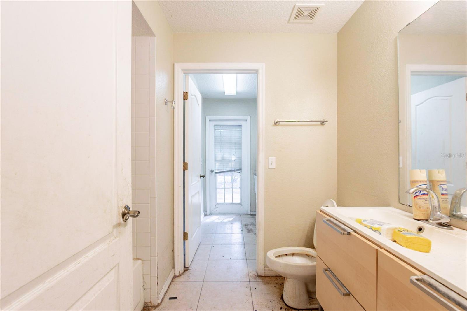 Image 6 of 15 For 8443 Ridgebrook Circle