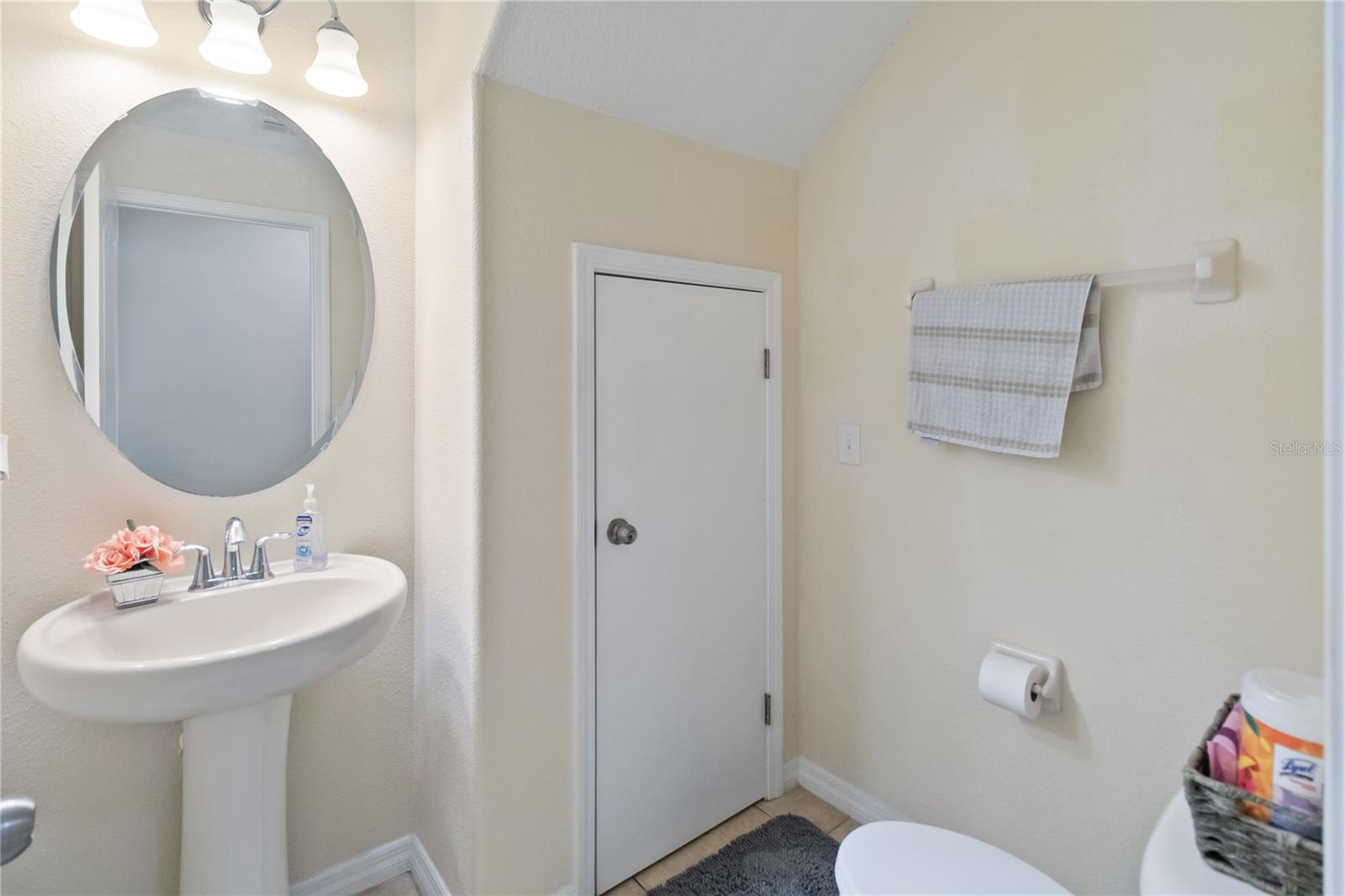 Image 12 of 26 For 229 Carina Circle
