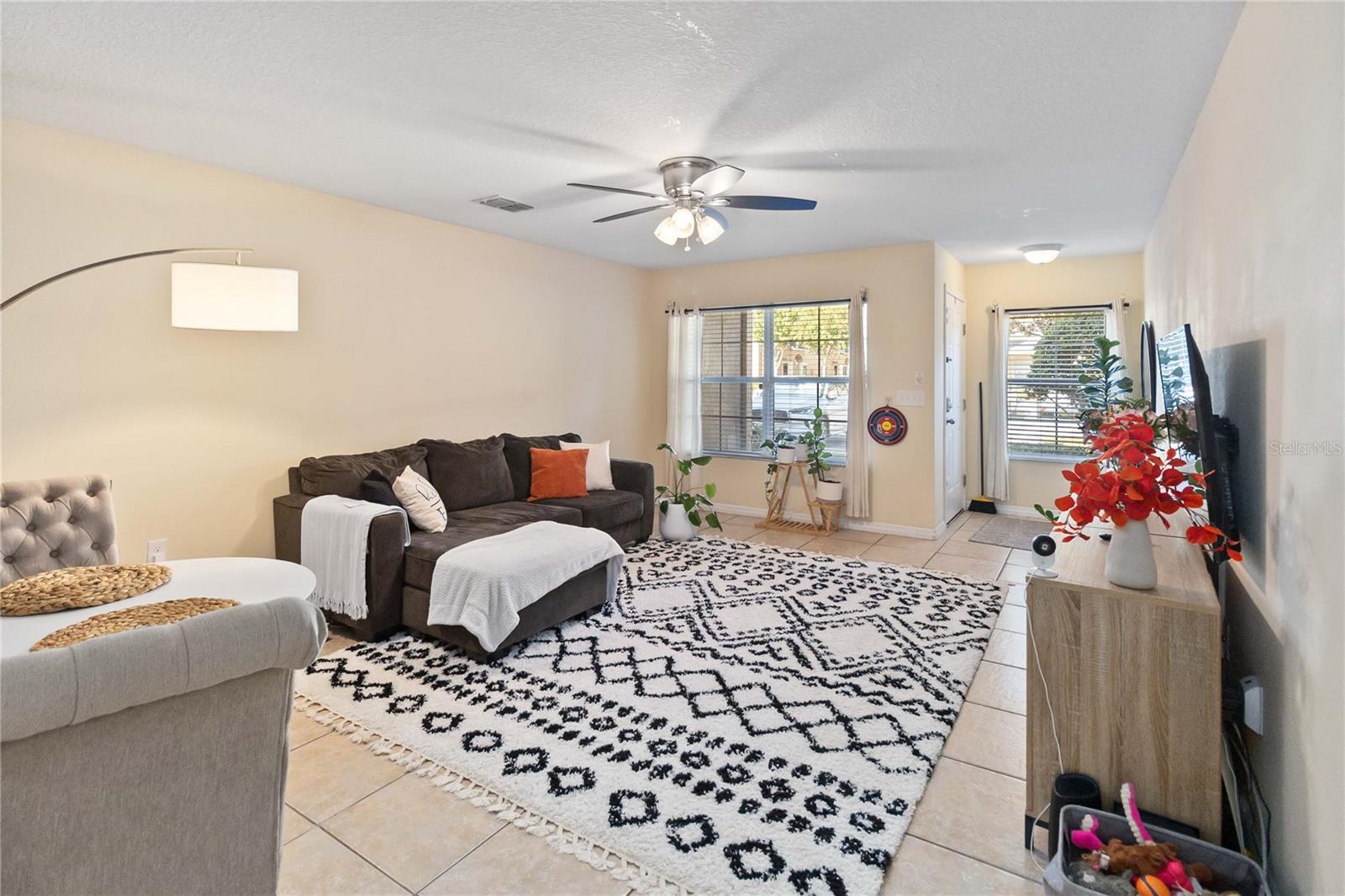 Image 6 of 26 For 229 Carina Circle