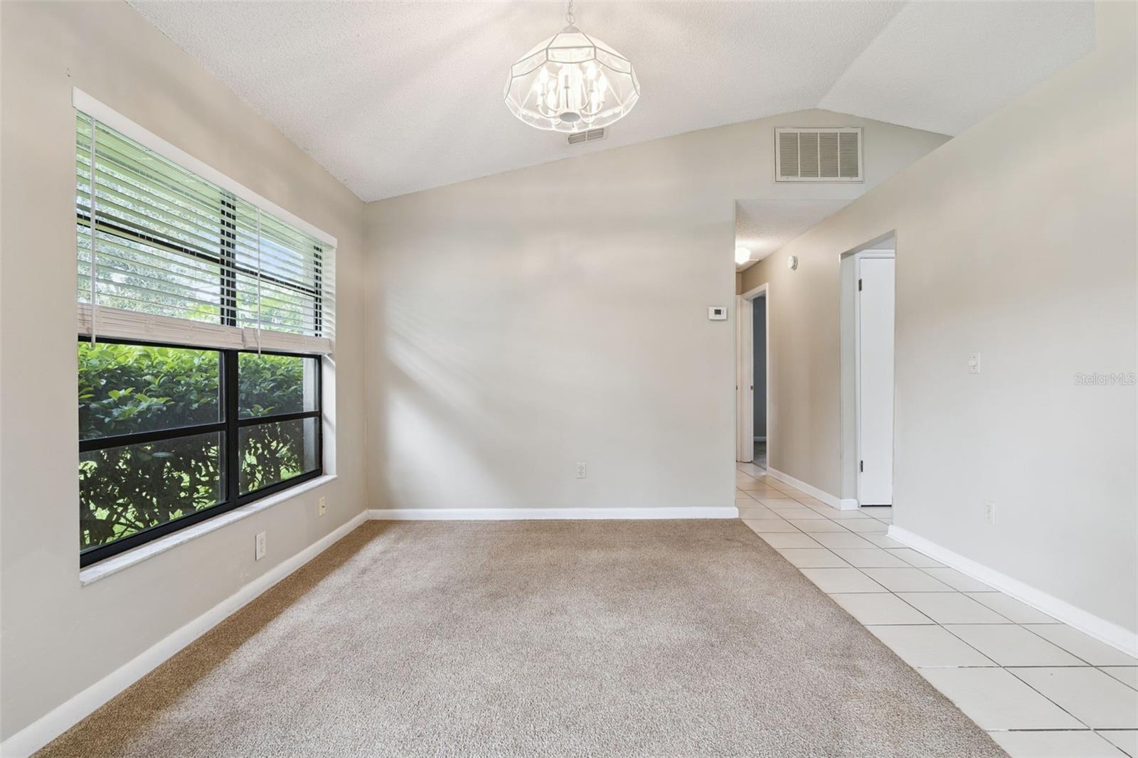 Image 10 of 22 For 9810 Balmoral Circle