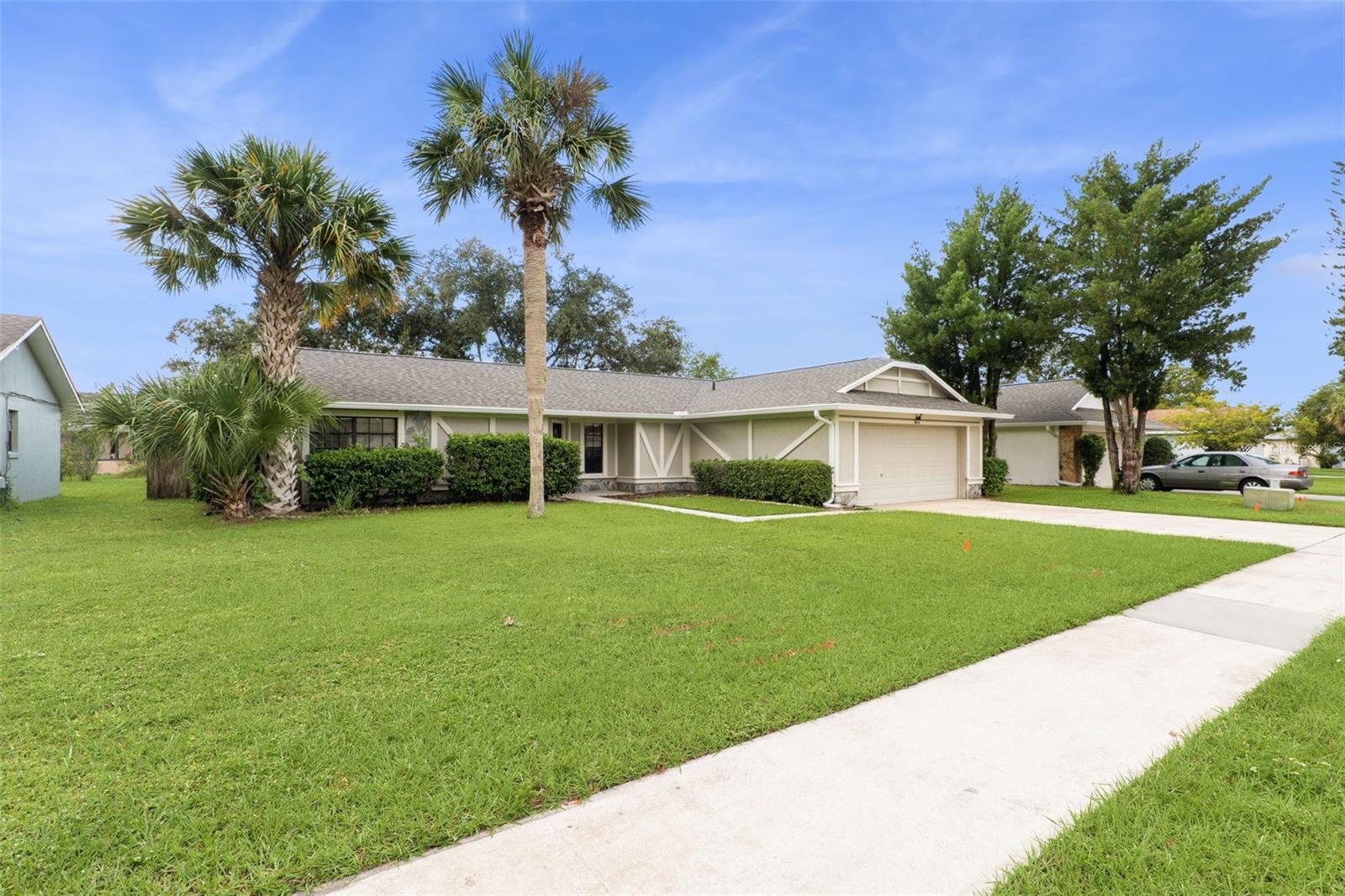 Image 2 of 22 For 9810 Balmoral Circle