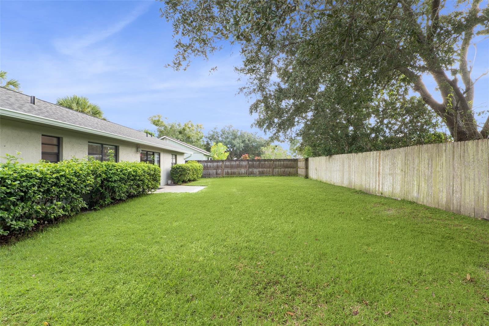 Image 21 of 22 For 9810 Balmoral Circle