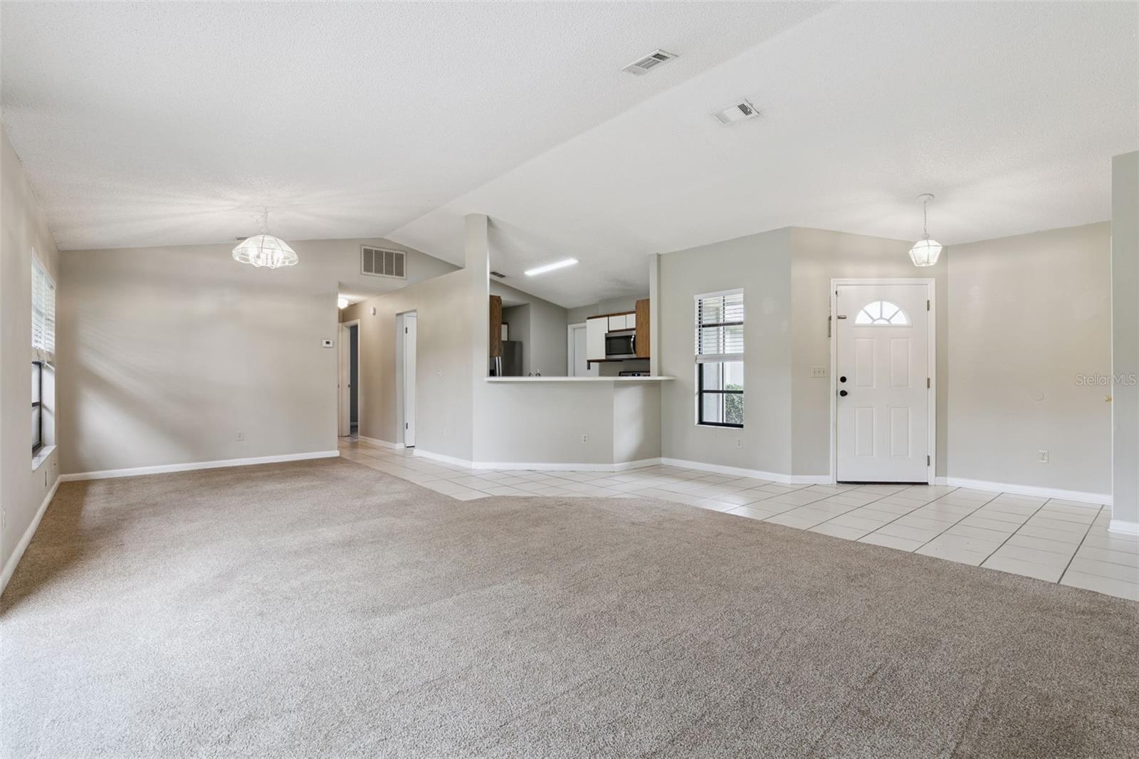 Image 3 of 22 For 9810 Balmoral Circle