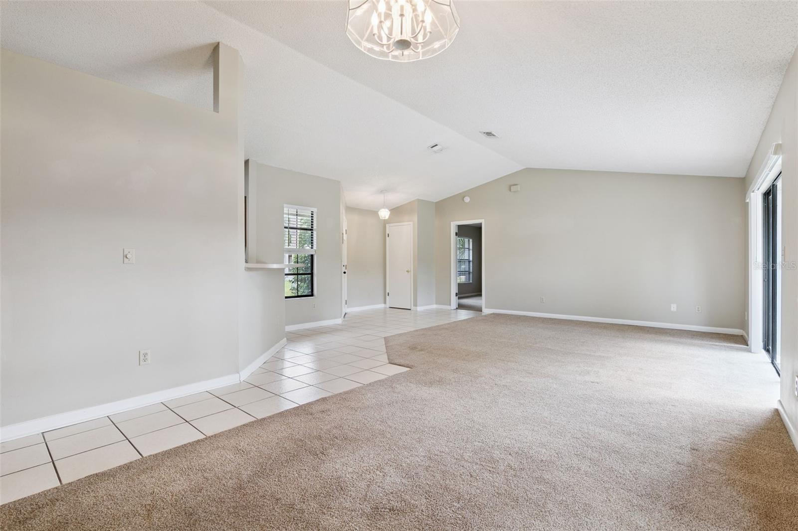 Image 4 of 22 For 9810 Balmoral Circle