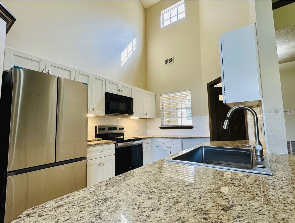 Image 11 of 20 For 1556 Farrindon Circle 1556