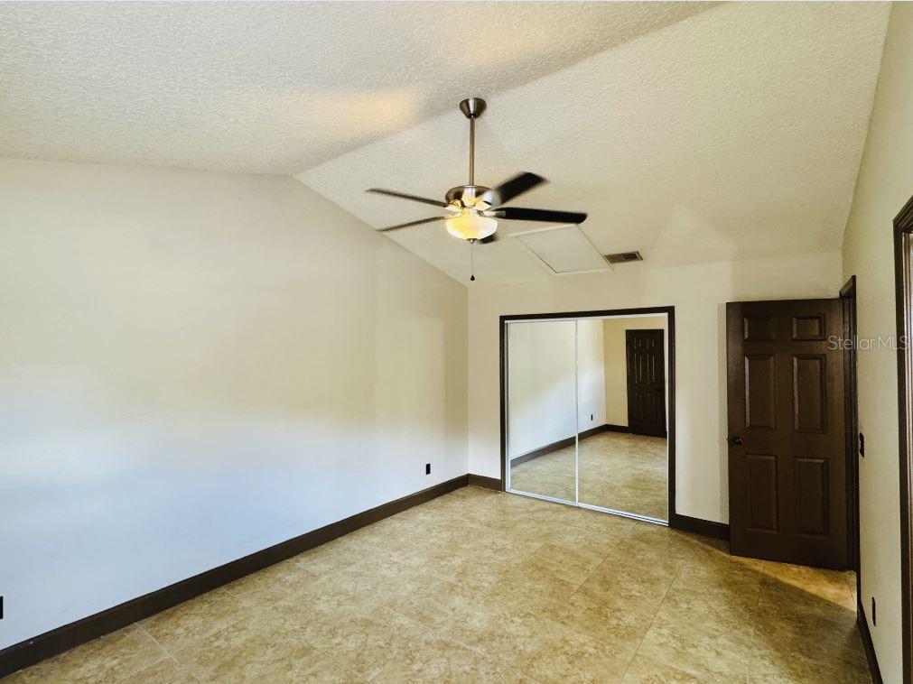 Image 14 of 20 For 1556 Farrindon Circle 1556