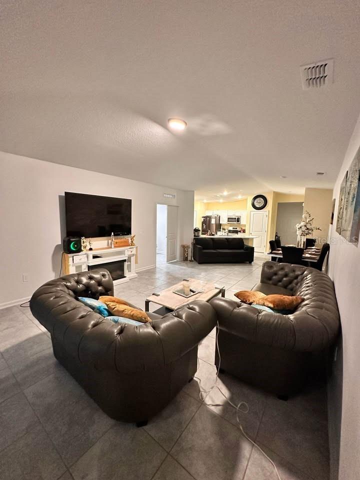 Image 4 of 17 For 684 Sand Pine Lane