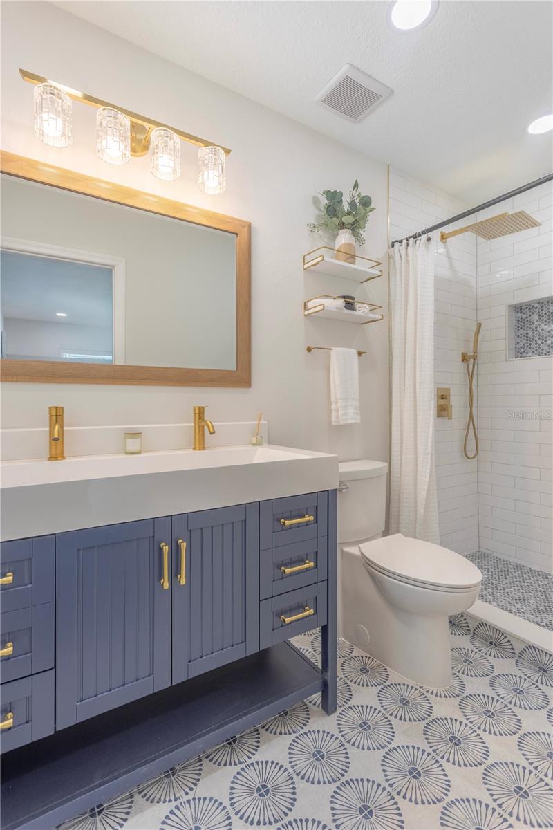 Image 10 of 16 For 905 Marabon Avenue