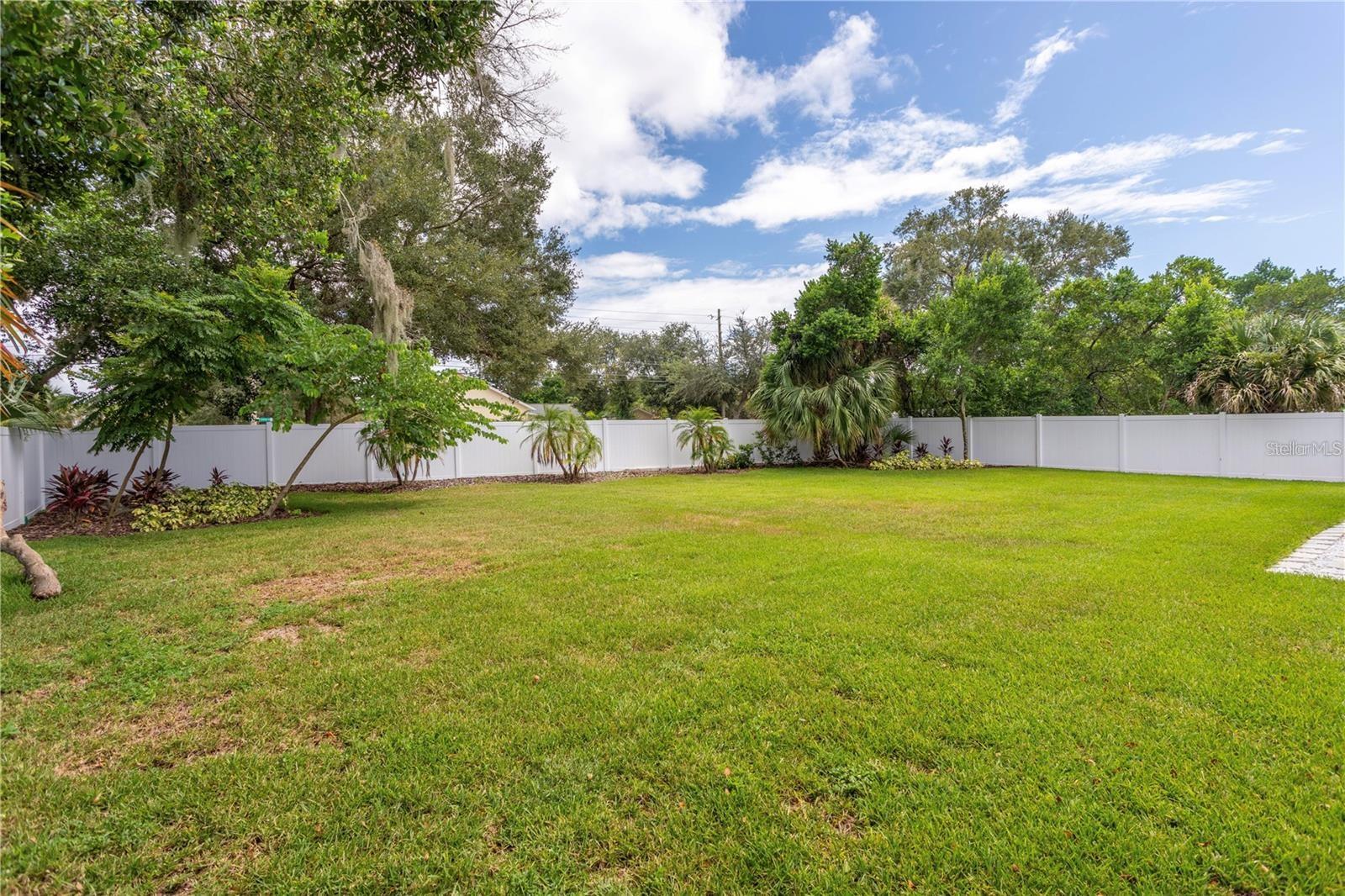 Image 16 of 16 For 905 Marabon Avenue