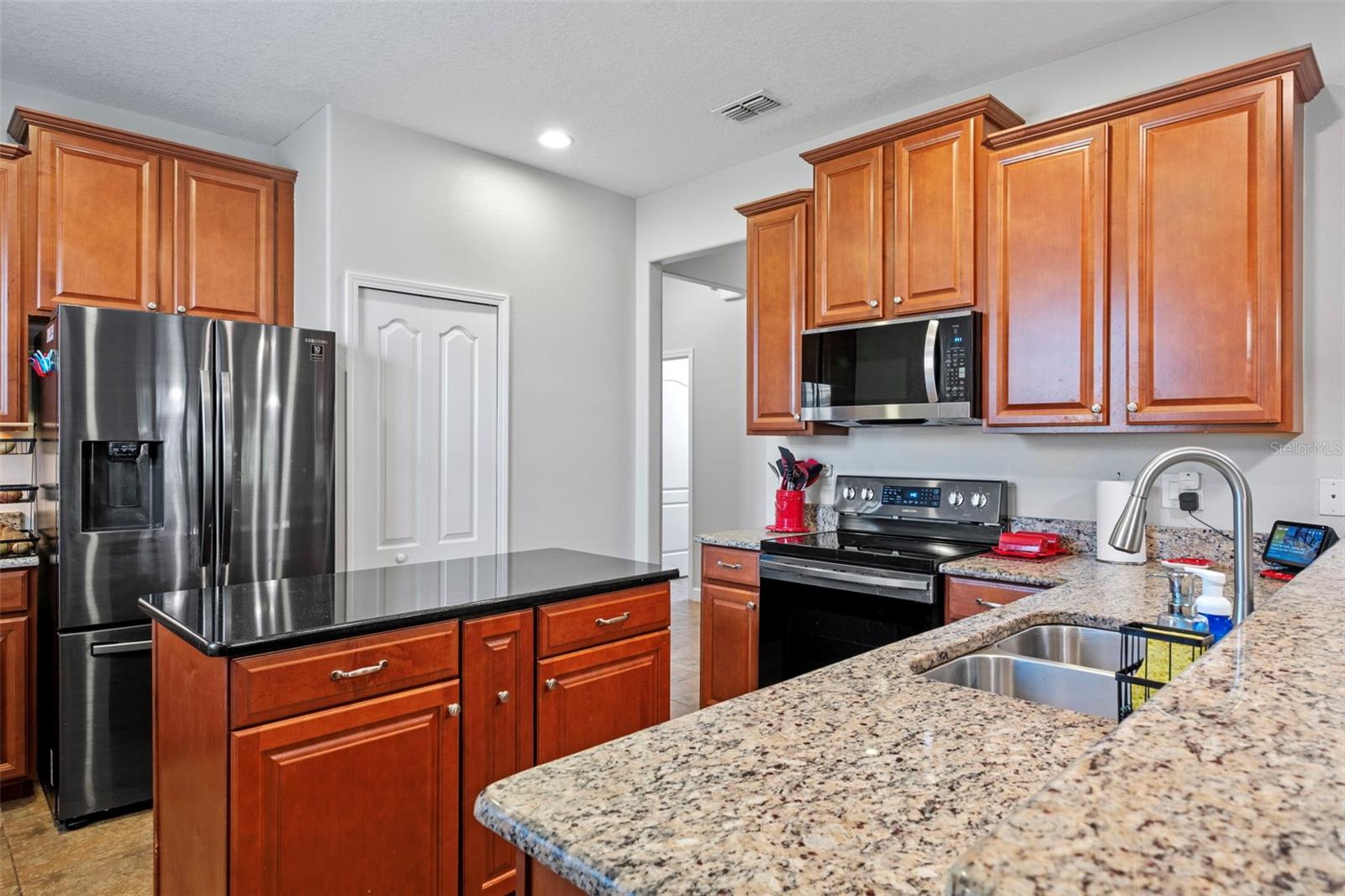 Image 12 of 30 For 4016 Serena Lane