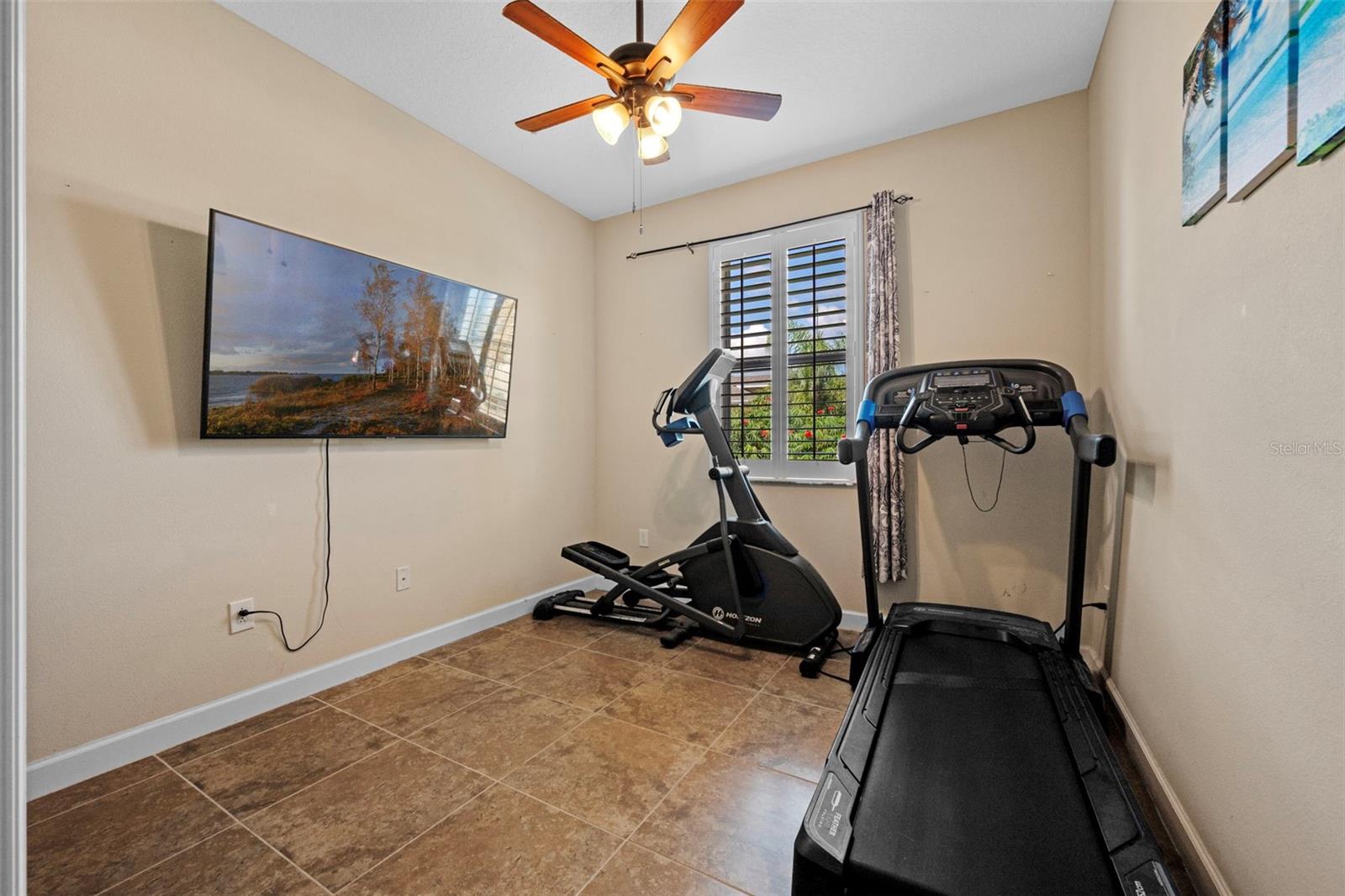 Image 14 of 30 For 4016 Serena Lane