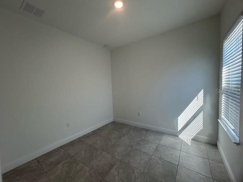 Image 8 of 12 For 449 Marion Oaks Lane