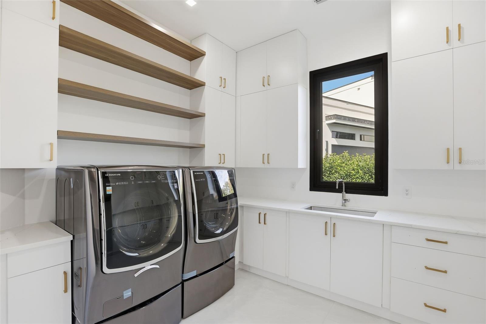 Image 45 of 73 For 1009 Down Reserve Court