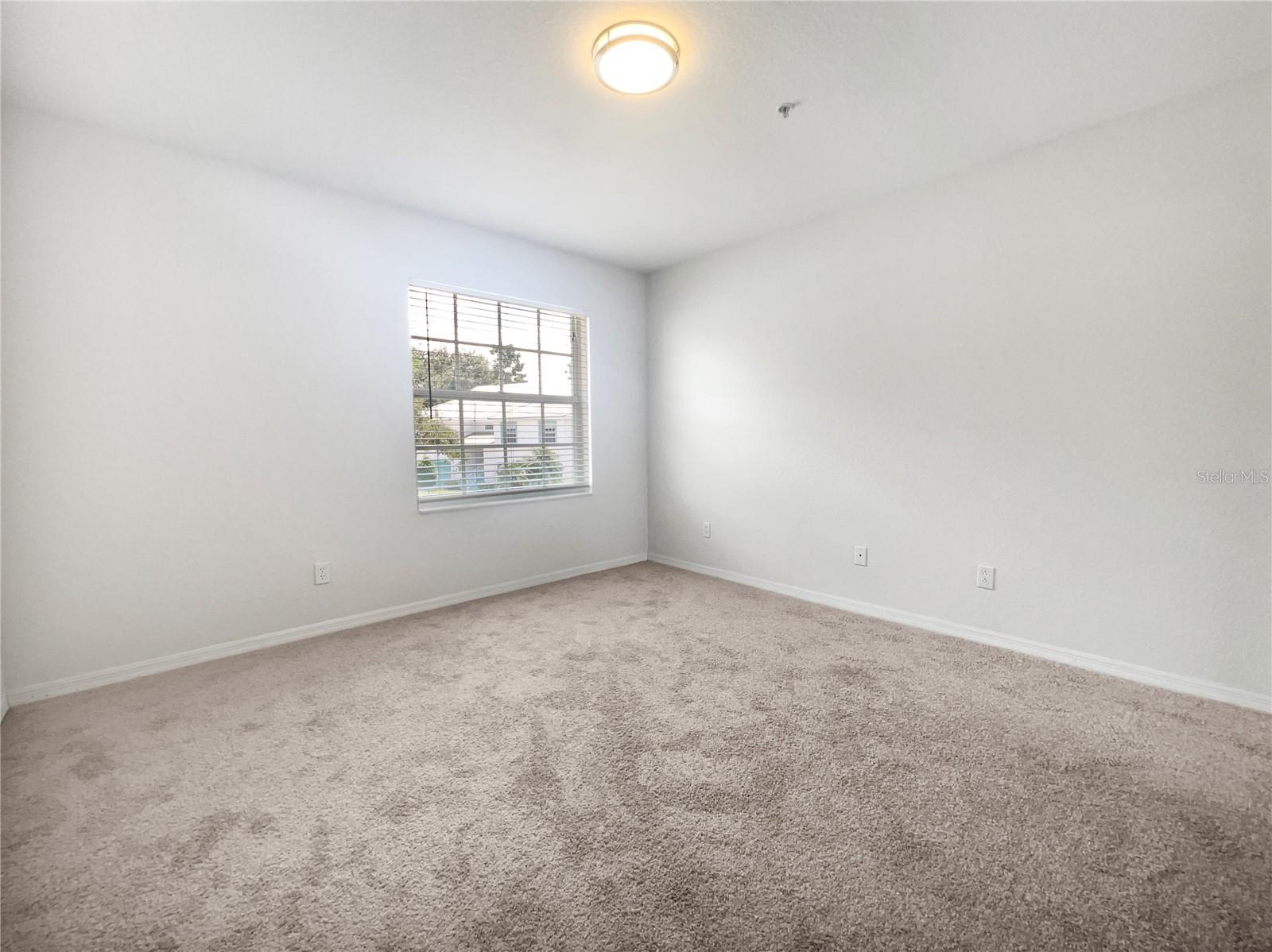 Image 15 of 29 For 6629 Pineview Terrace 5-201