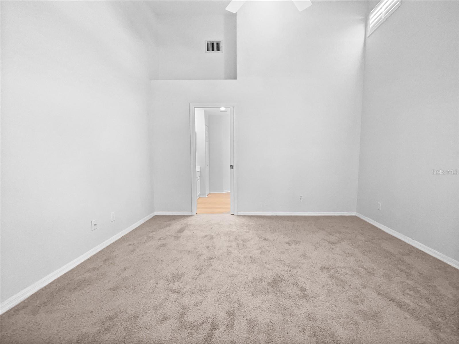 Image 19 of 29 For 6629 Pineview Terrace 5-201