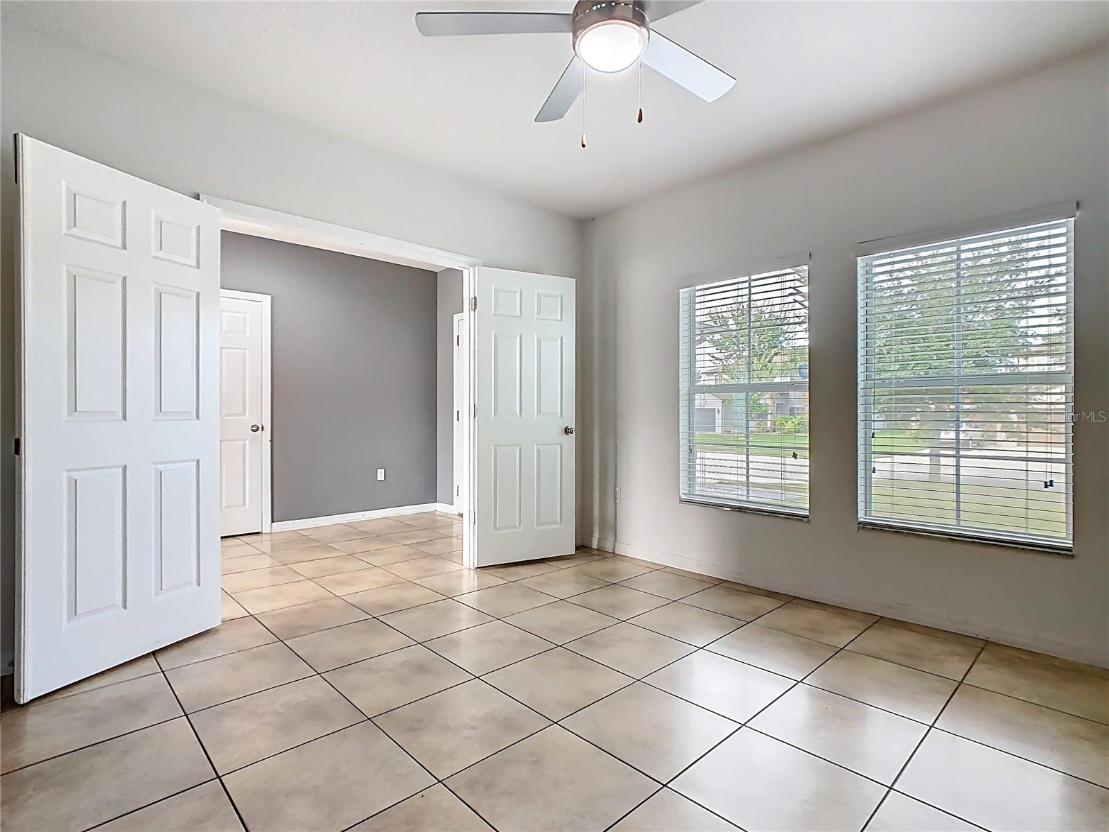 Image 13 of 47 For 4067 Marina Isle Drive