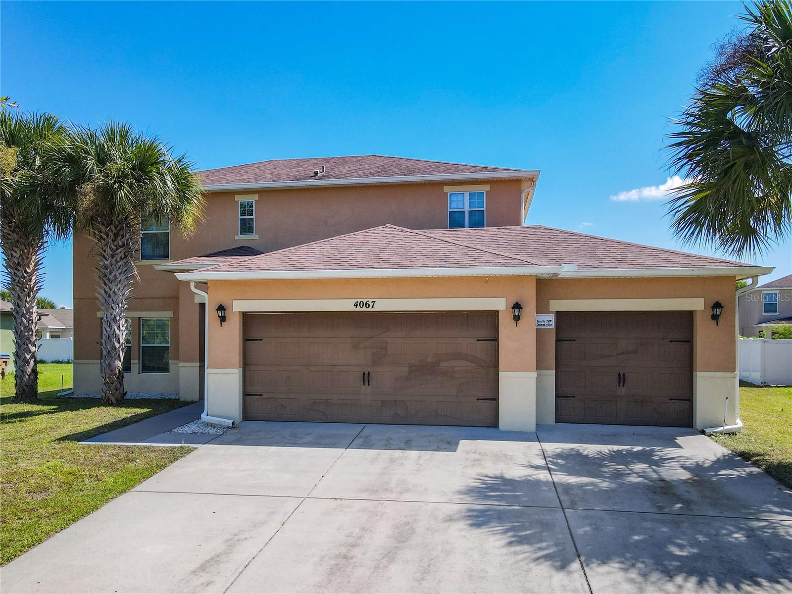 Image 3 of 47 For 4067 Marina Isle Drive