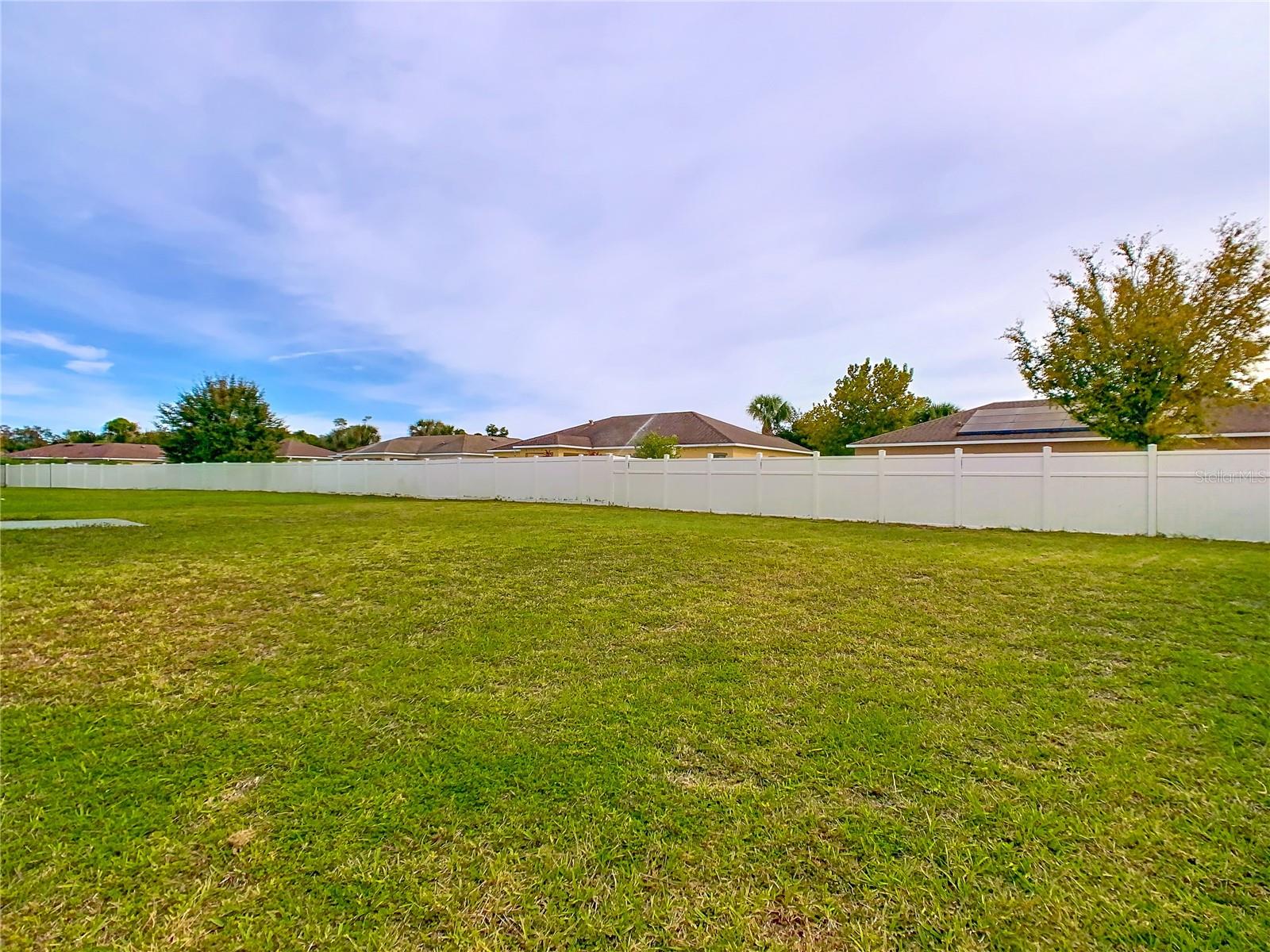 Image 33 of 47 For 4067 Marina Isle Drive