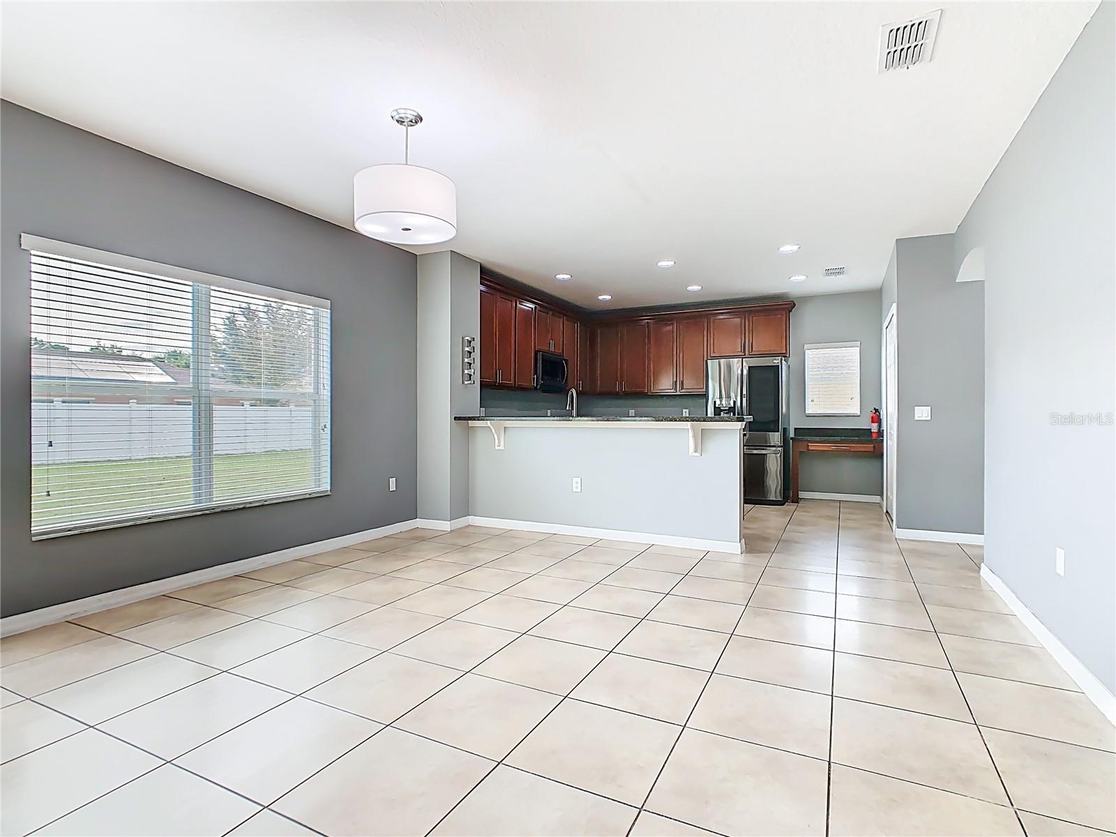 Image 7 of 47 For 4067 Marina Isle Drive