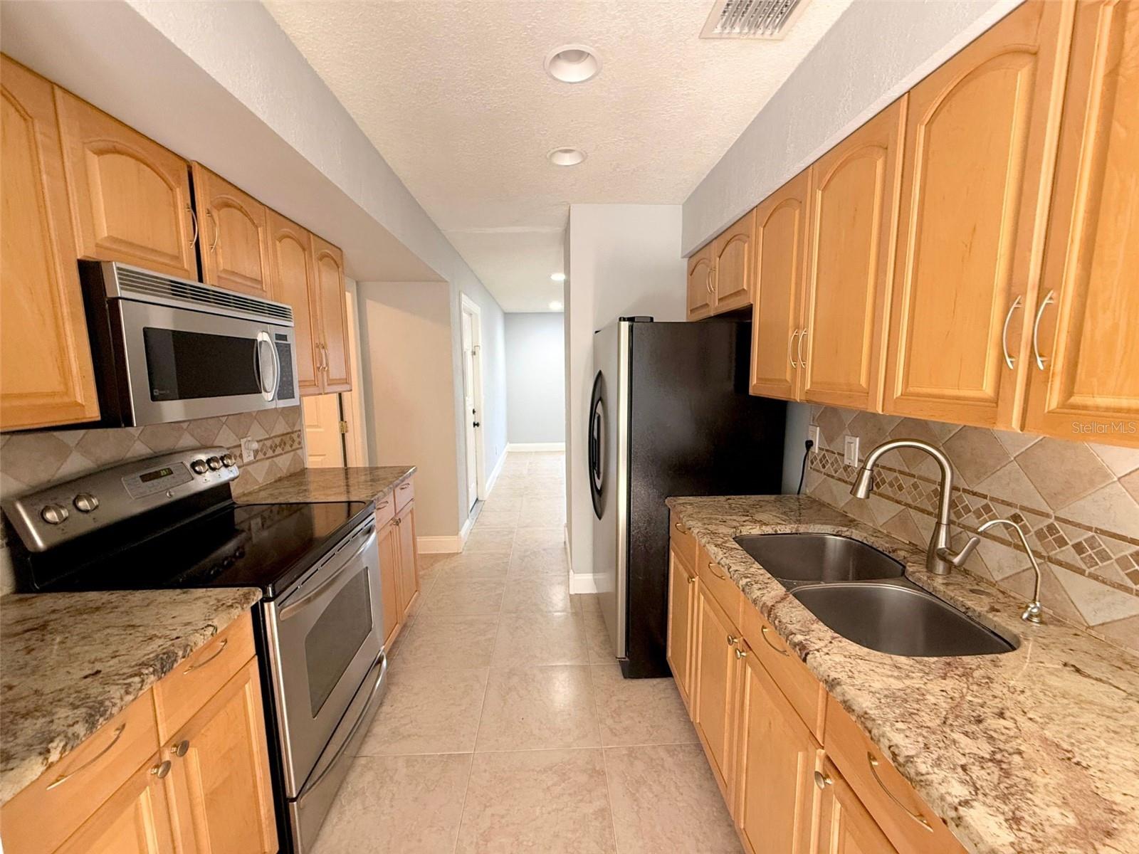 Image 3 of 9 For 2325 Douglas Thomas Court